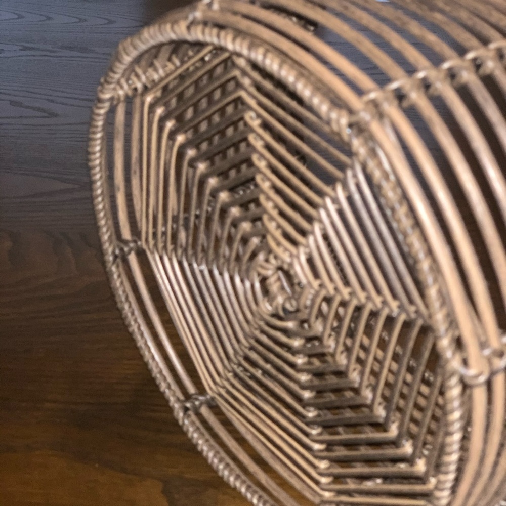 Rattan Beverage/Plant Stand Basket - Picture 3 of 6